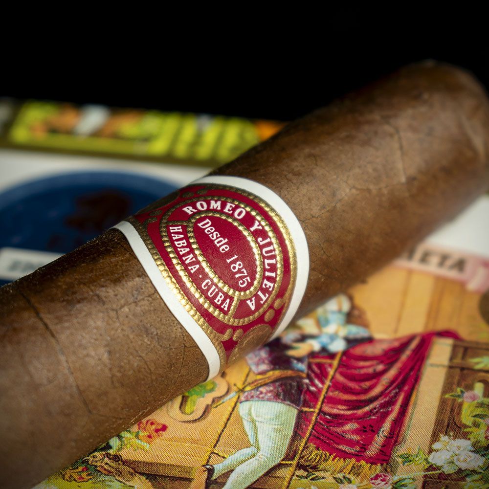 Romeo y Julieta Cazadores Cuban Cigar - Single - Image 4