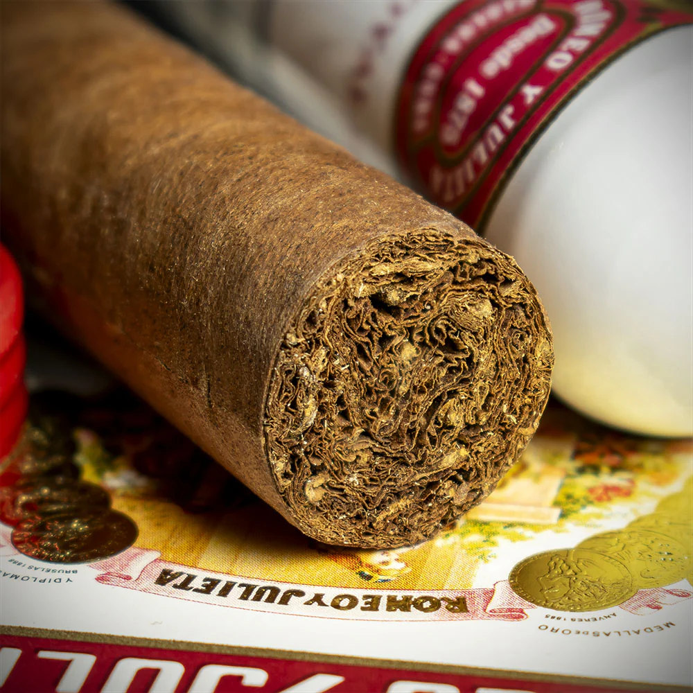 Romeo y Julieta Petit Royales Tubos Cuban Cigar - Single - Image 6