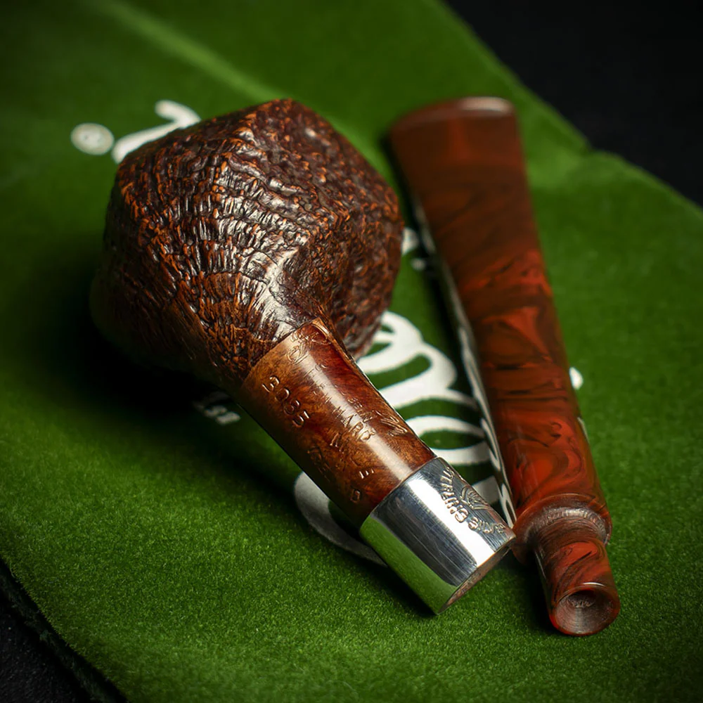 Peterson of Dublin Irish Harp Sandblasted Smoking Pipe - Shape 3085 - Image 4