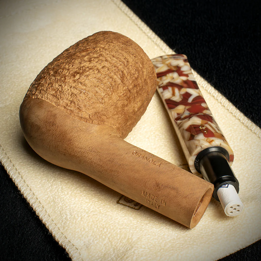 Savinelli Granola Rusticated 127 - 6mm Briar Pipe - Image 4