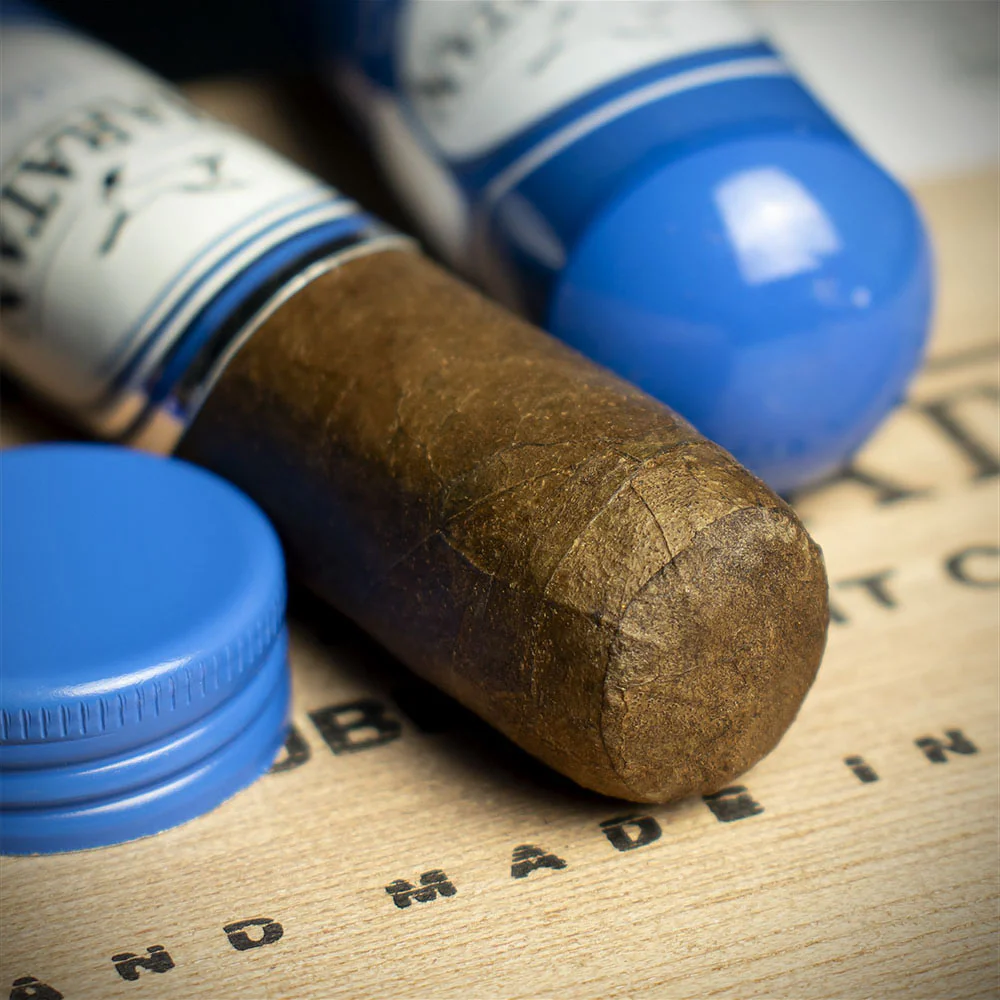 Charatan Tubed Petit Corona Cigar - Single - Image 5