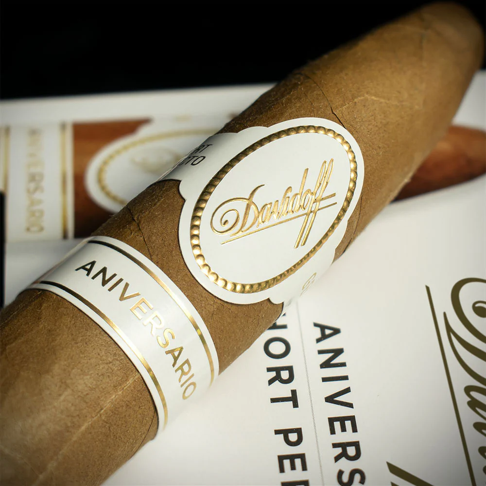 Davidoff Aniversario Series Short Perfecto Cigar - Single - Image 4