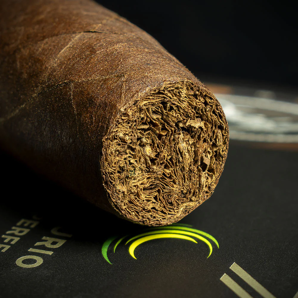Davidoff Escurio Gran Perfecto Cigar - Single - Image 6