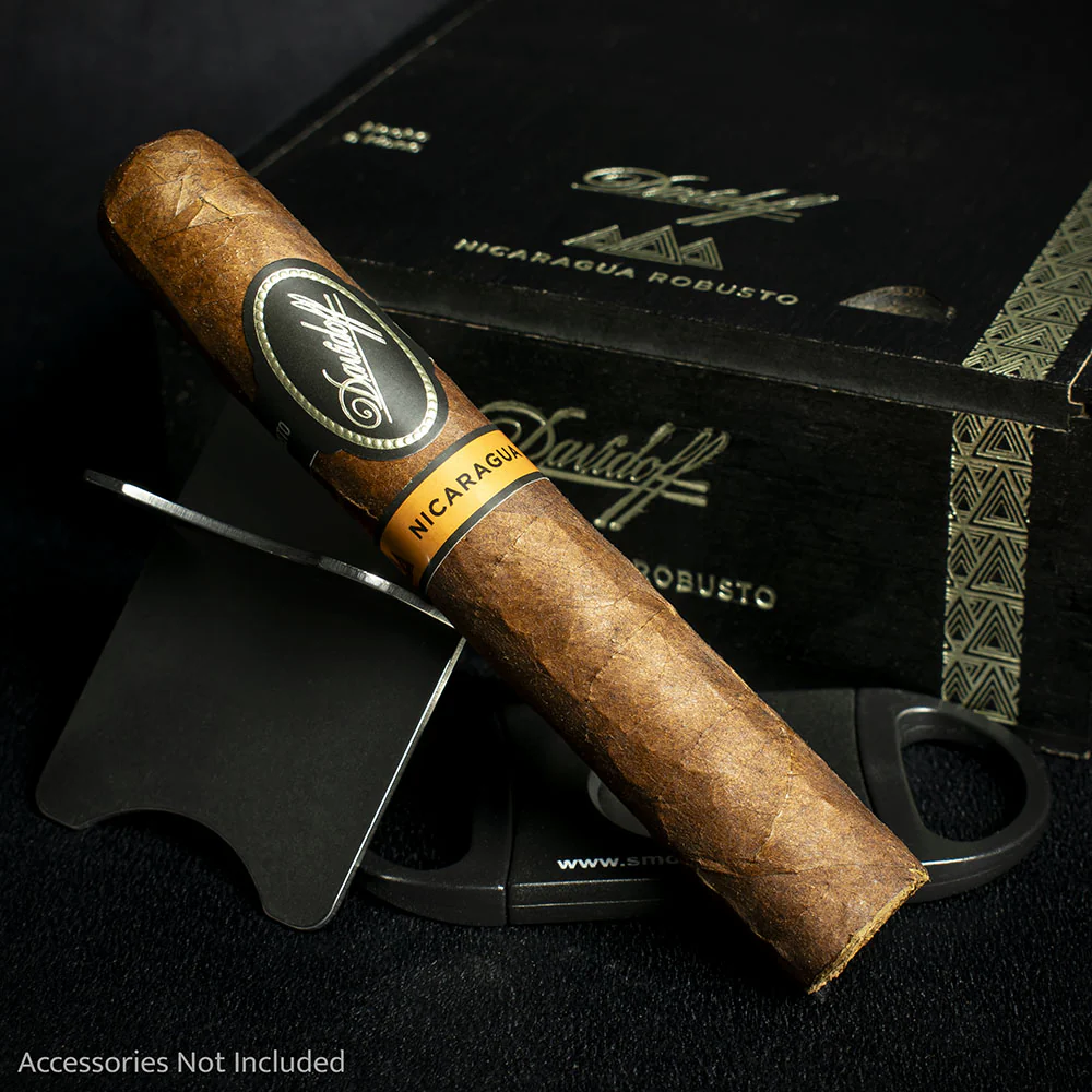 Davidoff Nicaragua Robusto Cigar - Single - Image 2