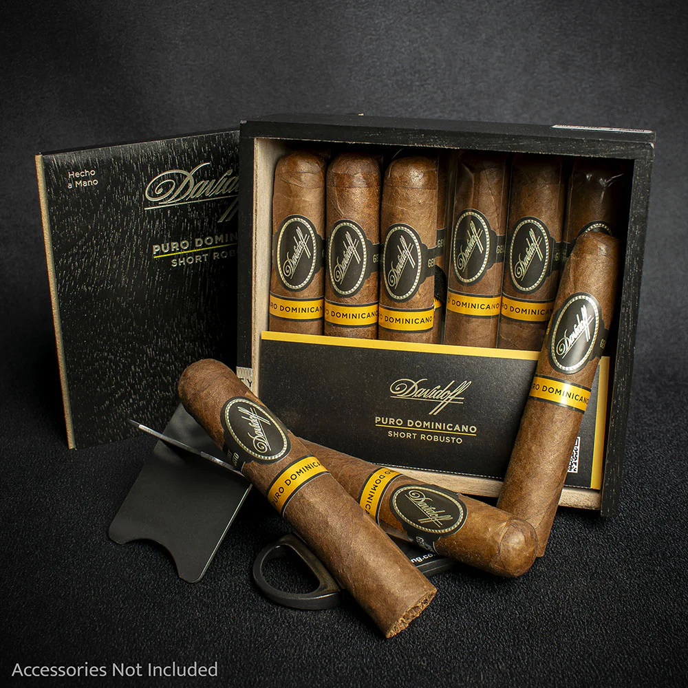 Davidoff Puro Dominicano Short Robusto Cigar - Single - Image 2
