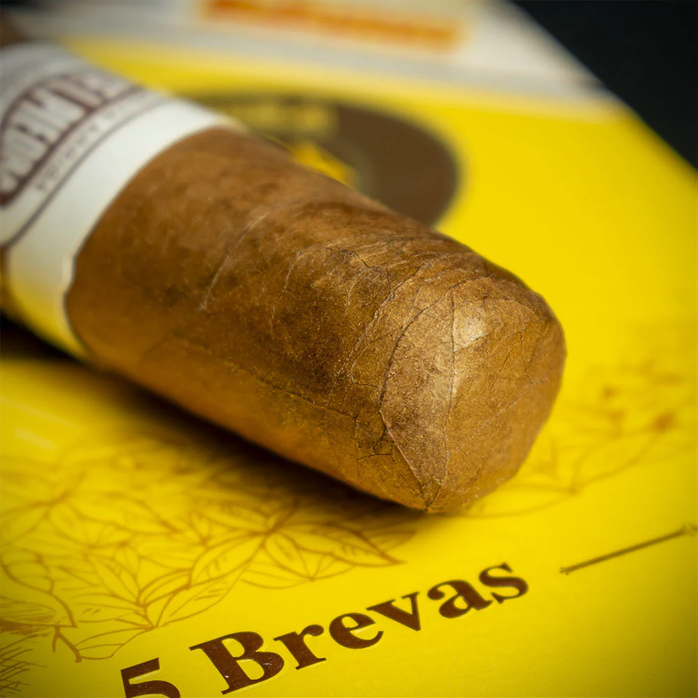 Jose L. Piedra Brevas Cuban Cigar - Single - Image 5