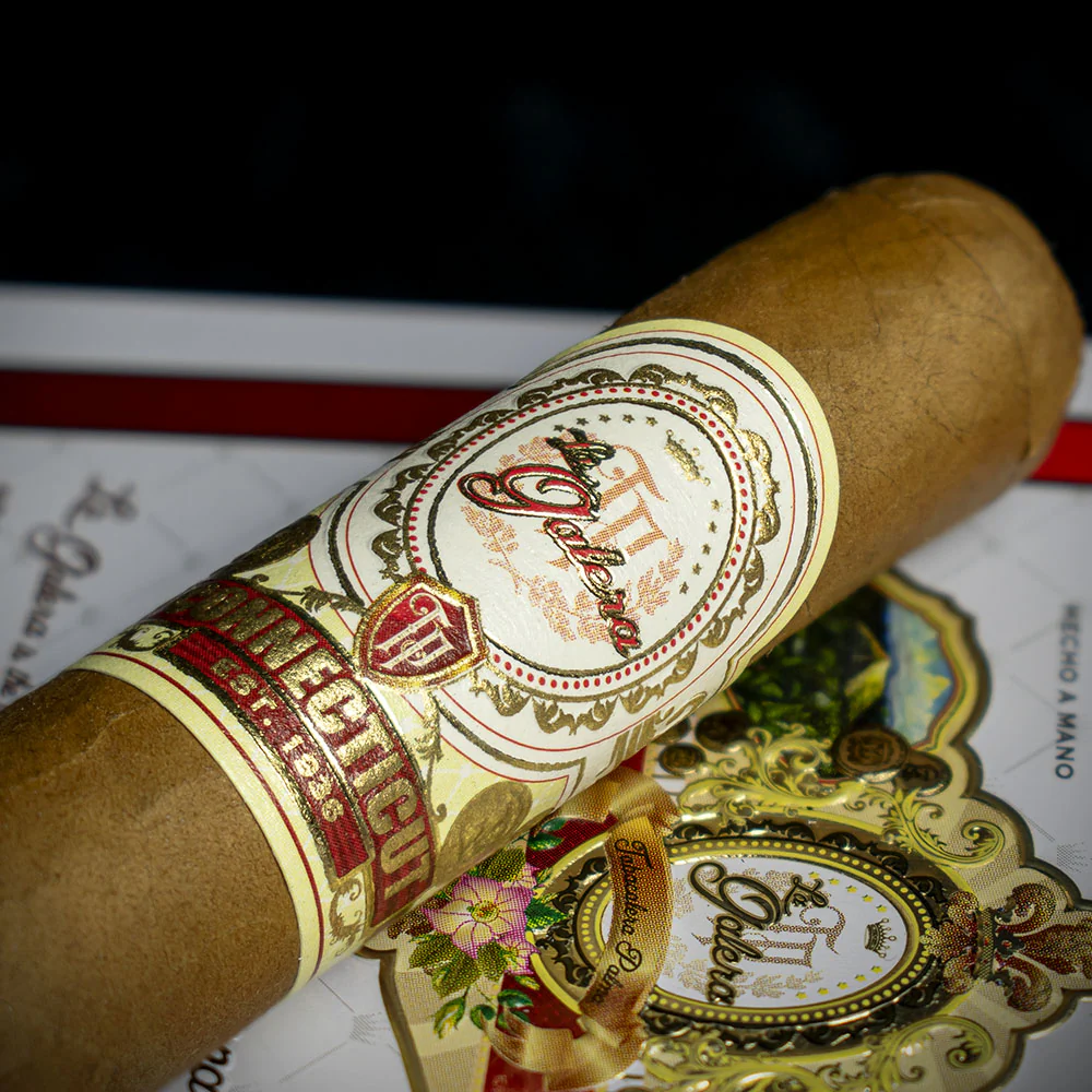La Galera Connecticut Half Corona Cigar - Single - Image 4
