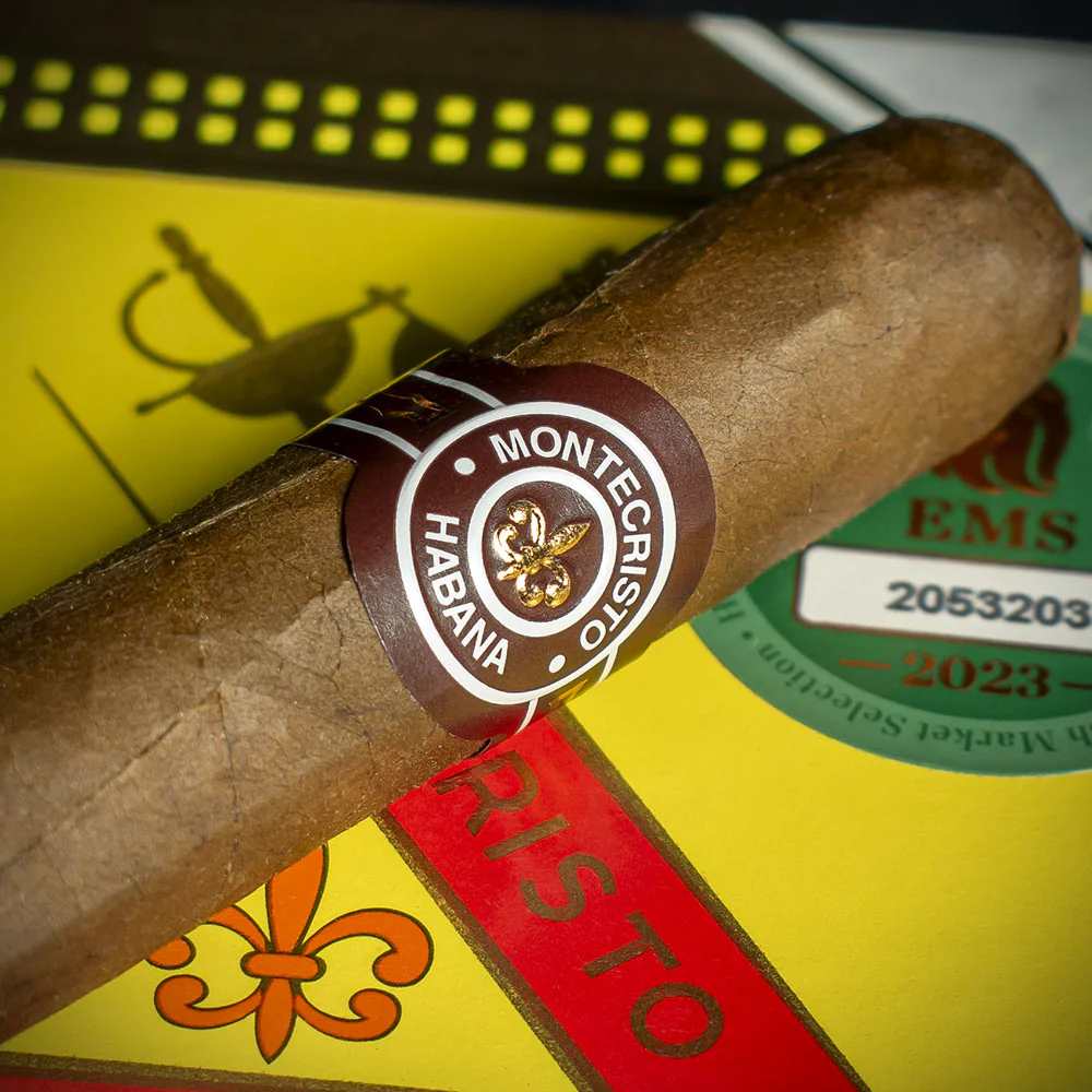 Montecristo No.5 Cuban Cigar - Single - Image 4