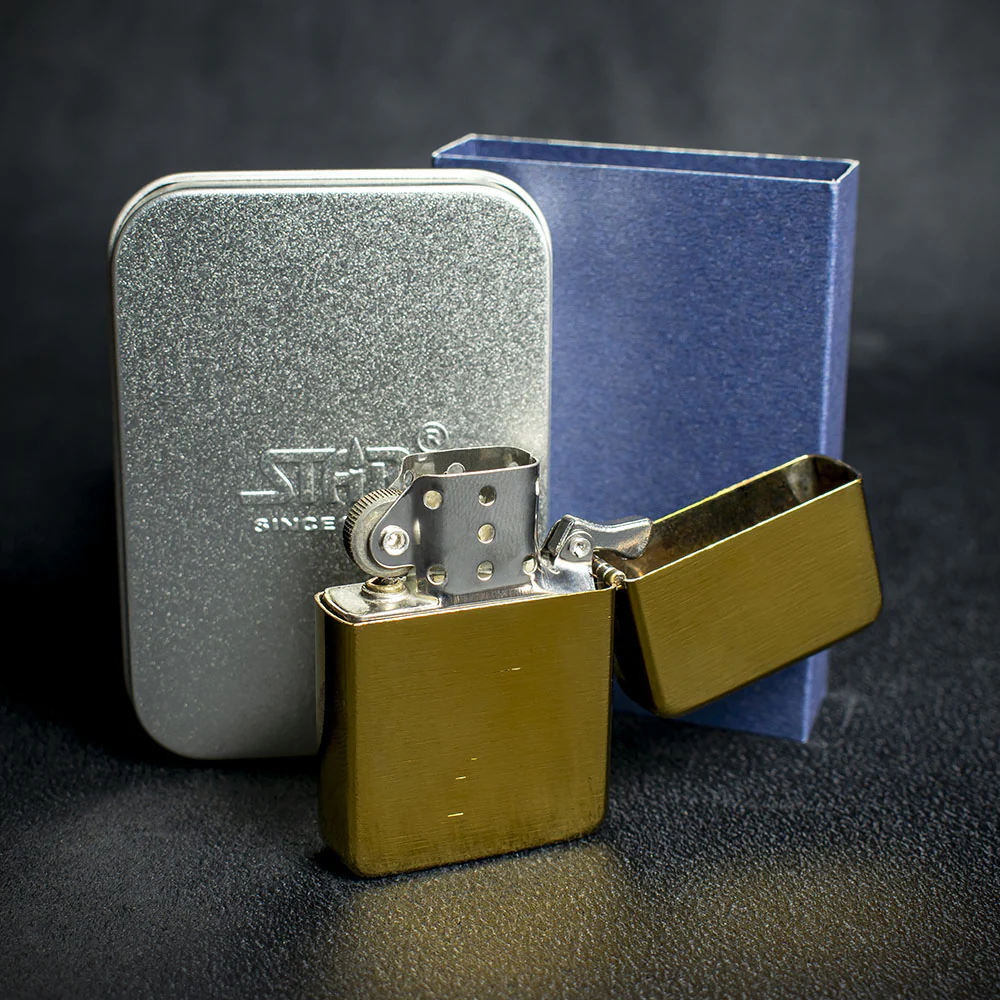 Star Petrol Lighter - Golden Brushed - Image 3