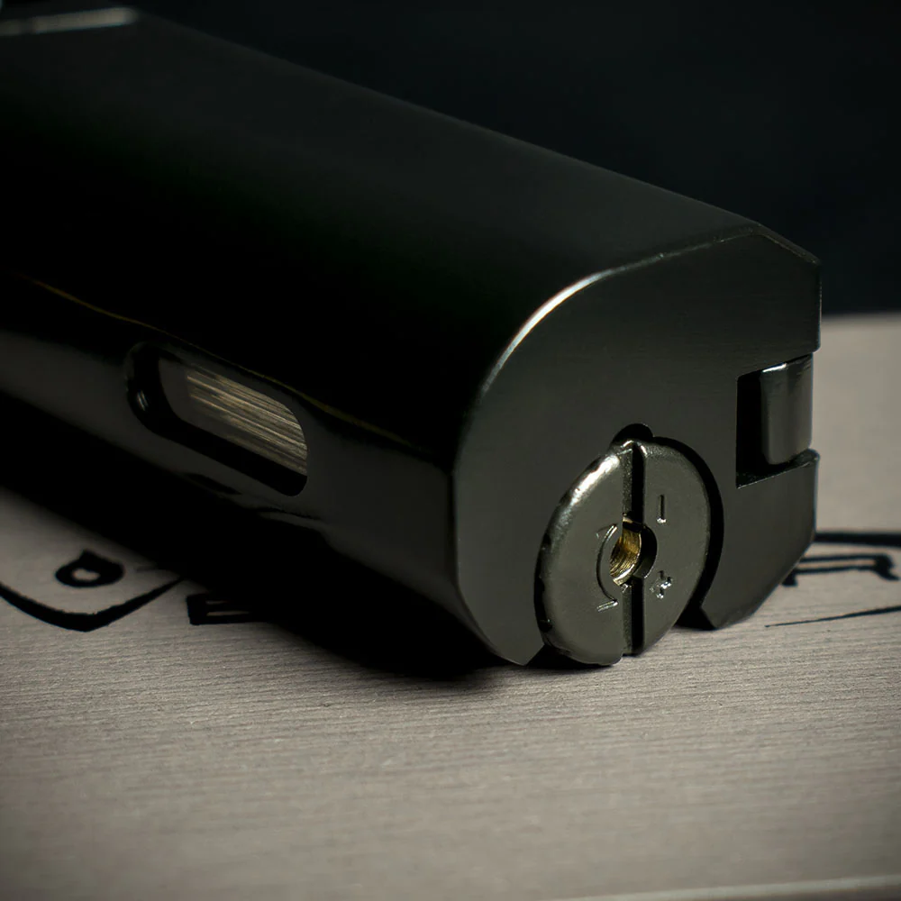 Vector Caliper Single Jet Flame Cigar Lighter With Punch Cutter - Black Matte - Image 5