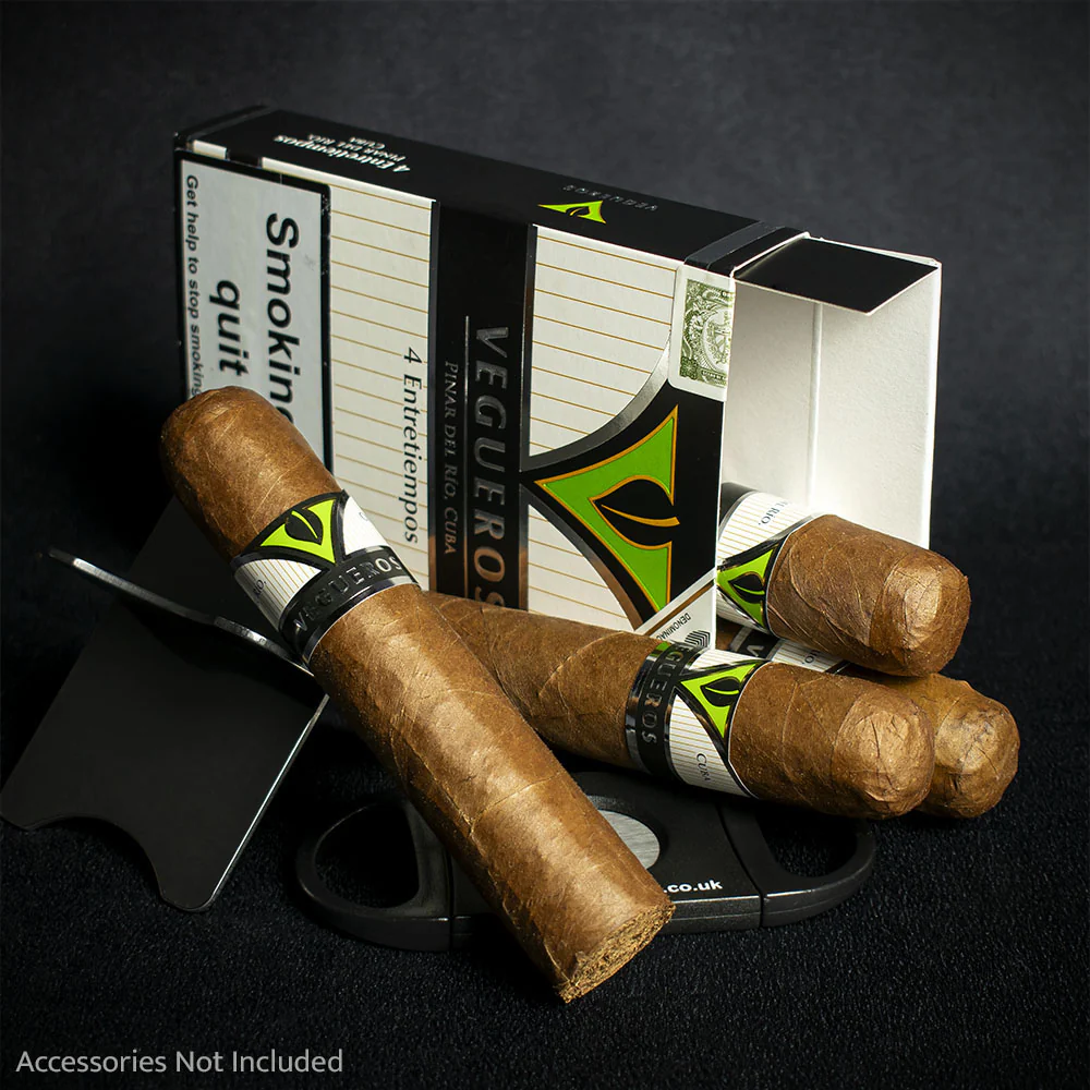 Vegueros Entretiempos Cuban Cigars - Pack of 4